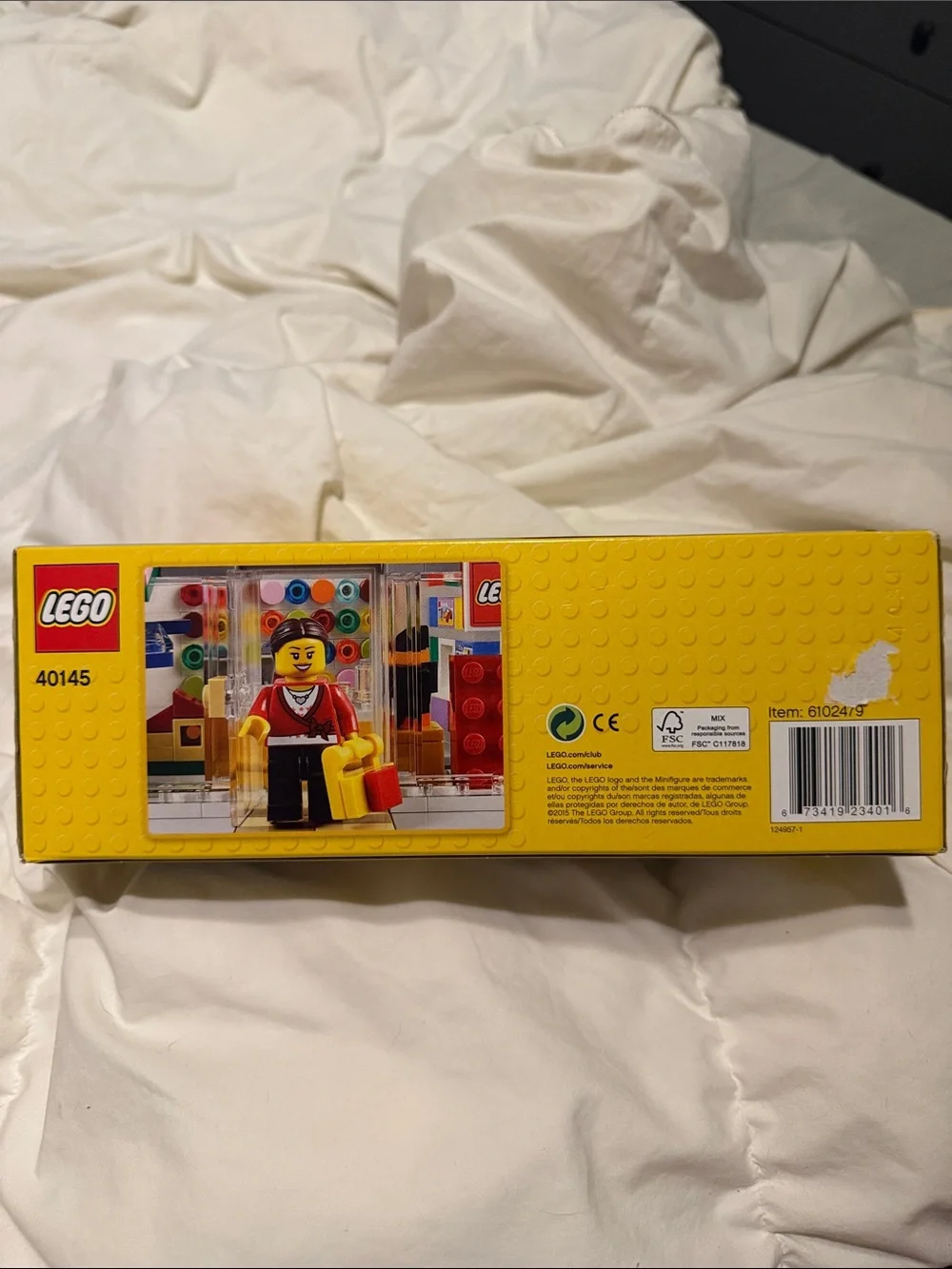LEGO White, Yellow & Red Exclusive Store Building Set